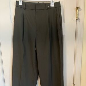 Uniqlo pleated smart women’s trousers in olive green